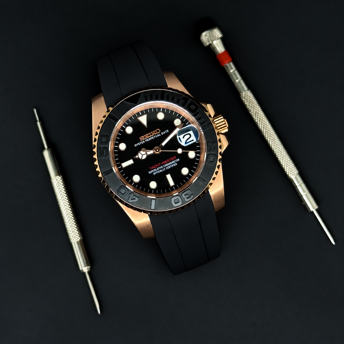 YACHT-BLACK RUBBER - CUSTOM SEIKO NH35 AUTOMATIC WATCH