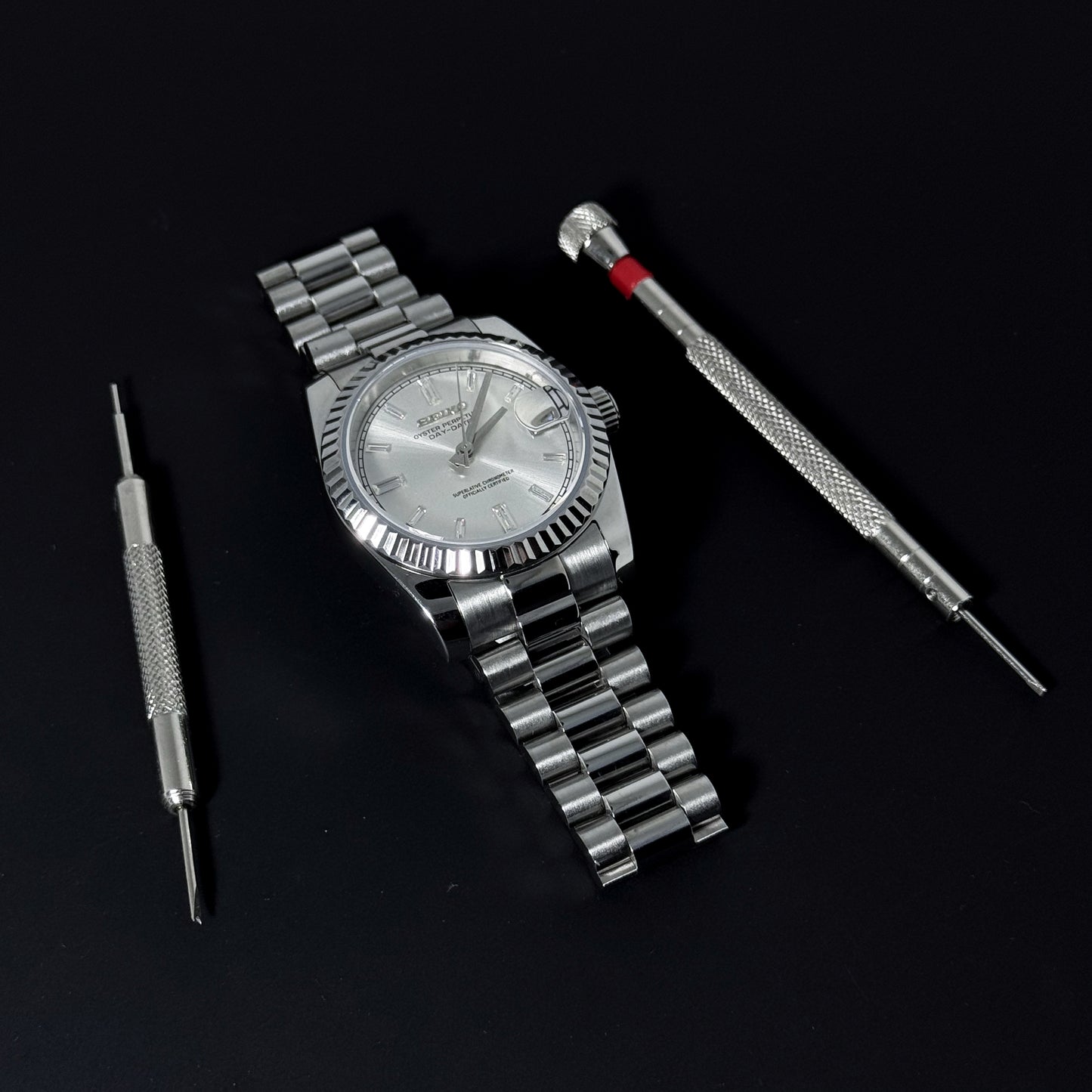 DATEJUST SILVER CRYSTALS - CUSTOM SEIKO NH35 AUTOMATIC WATCH